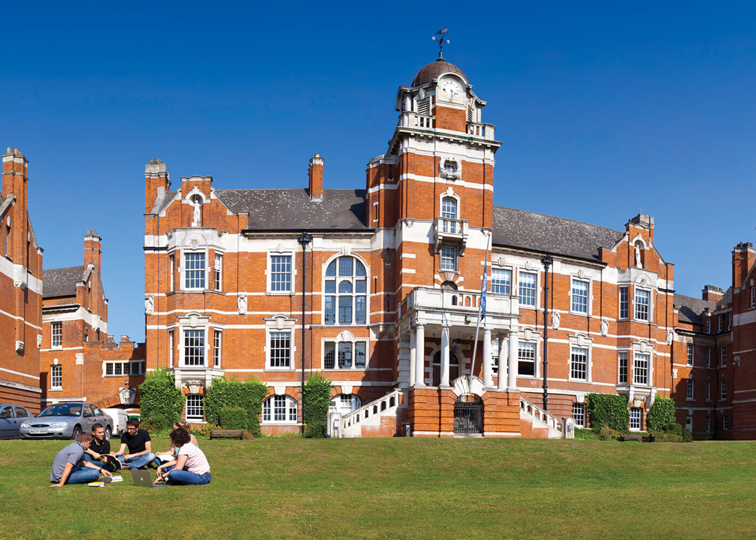 CHATHAM UNIVERSITY OF GREENWICH – MEDWAY CAMPUS